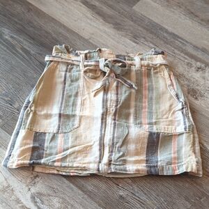American Eagle Outfitters Tan and Blue Mini Cargo Skirt
